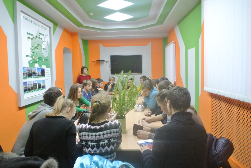 Фото к На базе информационного центра состоялось заседание Совета старшеклассников школ города Екатеринбурга 