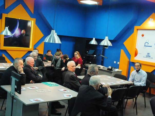 Фото к Информационный центр по атомной энергии организовал встречу ветеранов УЭХК