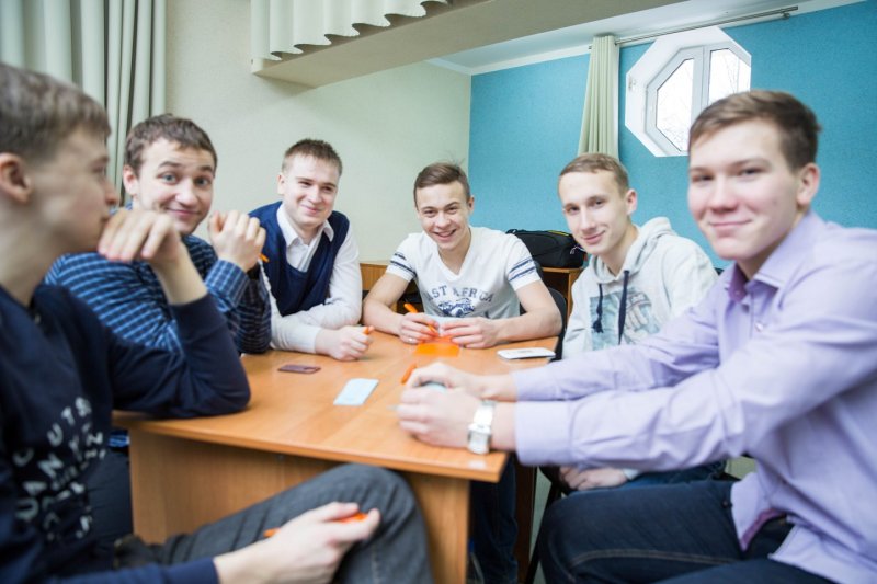 Фото к Результаты регионального этапа III Всероссийского чемпионата по интеллектуальным играм среди школьников «Формула интеллекта»